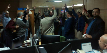 Dawn journalists announce boycott of National Press Club polls