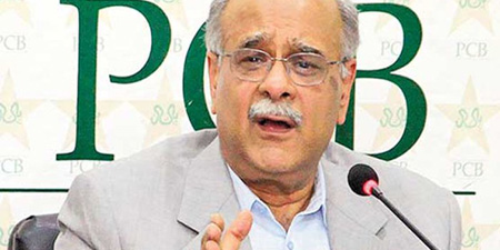 Waqar Younis reacts angrily to Najam Sethi's comments