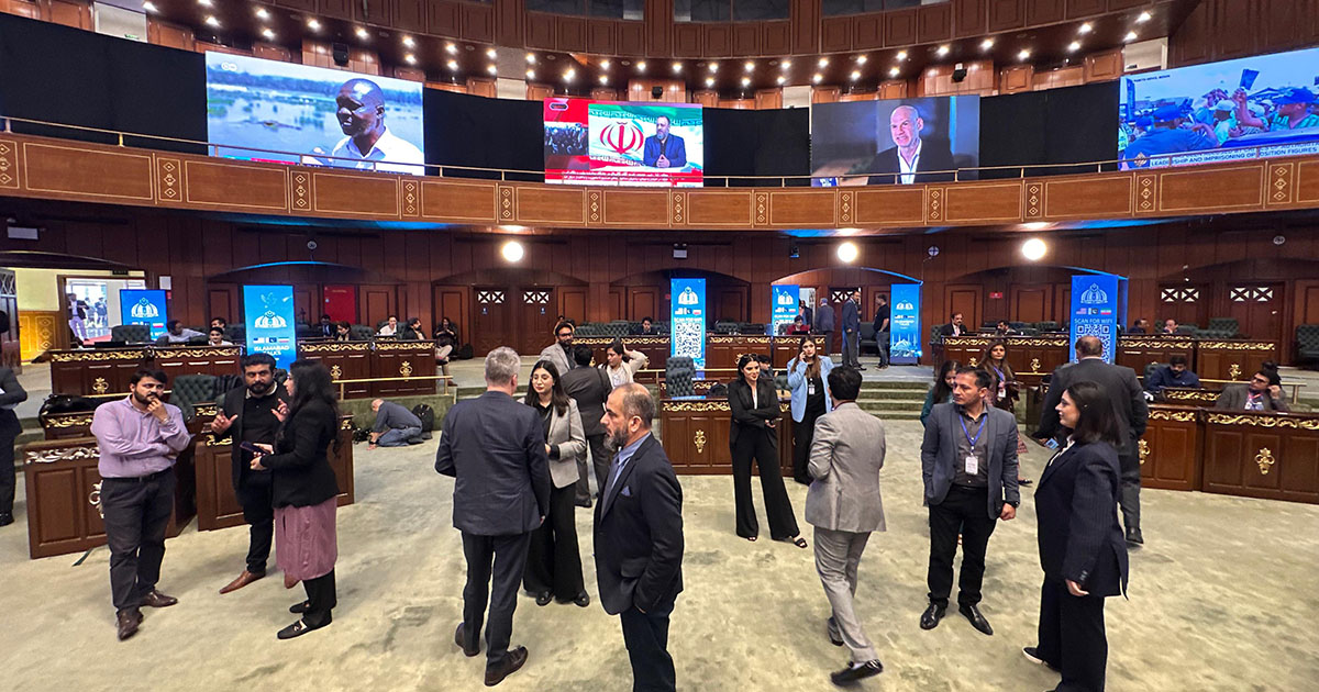 A snapshot of global media at Islamabad talks