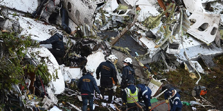 Plane crash kills Brazilian football team, 21 journalists