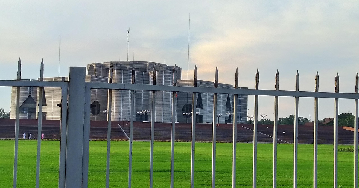 Bangladesh politicians allege state inaction in media attacks