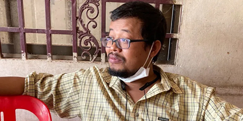 Cambodian Military Police arrest award-winning journalist Mech Dara