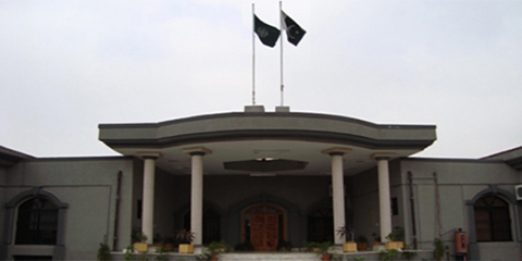 Court allows Geo English to change name