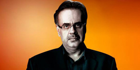 Dr. Shahid Masood flees court just in time to avoid arrest