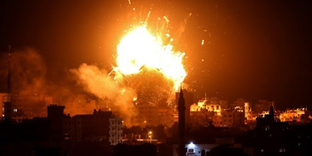 Israeli air strikes destroy TV building in Gaza