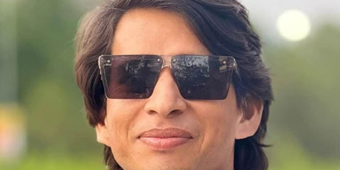 Journalist Raja Rukhsar takes National Press Club assault case to court Journalist Raja Rukhsar takes National Press Club assault case to court