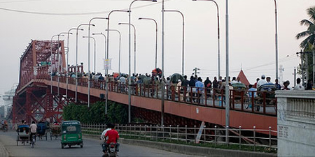 Journalists attacked in court precincts in Bangladesh