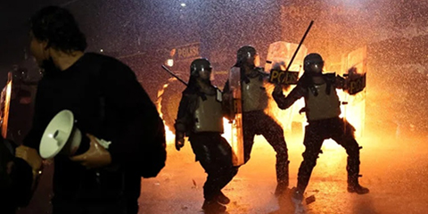 Many journalists attacked while covering anti-military protests in Indonesia