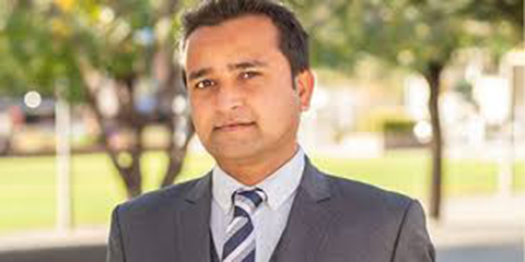 Moeed Pirzada to report journalist Fakhar Durrani to FBI over alleged data theft