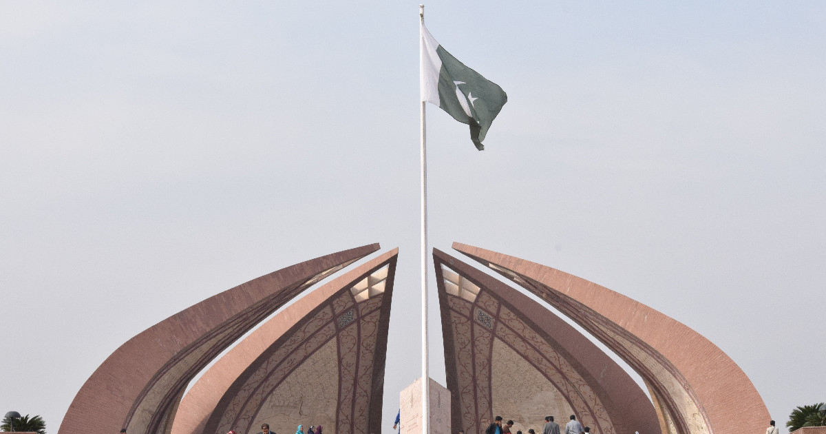 Pakistan opens visa-on-arrival for foreign journalists