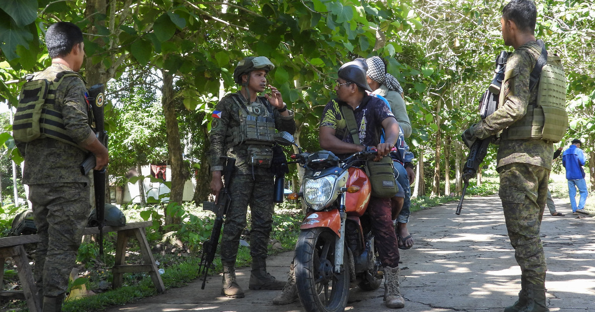 Philippines journalist killing sparks probe calls