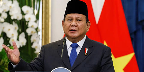 Severed pig head sent to Indonesian news outlet as president attacks foreign-funded media