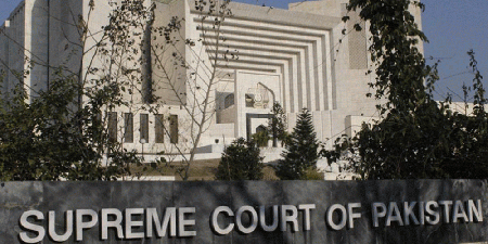 Supreme Court orders TV channels, newspapers to pay pending staff salaries by April 30