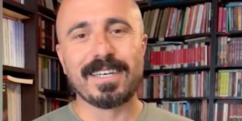 Turkish journalist Sezgin Kartal acquitted of terrorism charges after 160-day detention