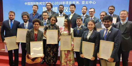 Two Pakistani journalists complete 10-month training in Beijing